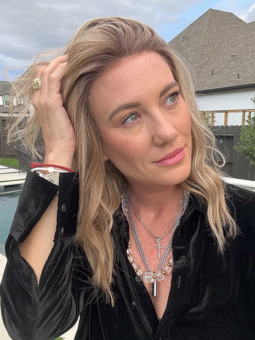 Jenny B. @thewiggygirl wearing COREY by ENVY in color SPARKLING CHAMPAGNE | Medium Brown roots with overall Strawberry Blonde base and soft Golden Blonde highlights