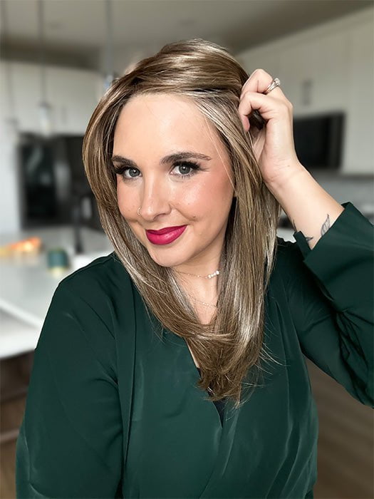 Danielle Sells @wighair_dontcare wearing SPOTLIGHT by RAQUEL WELCH WIGS in color RL12/22SS SHADED CAPPUCCINO | Light Golden Brown Evenly Blended with Cool Platinum Blonde Highlights and Dark Roots