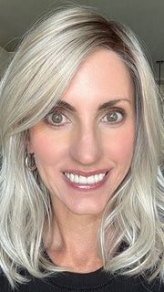 Lisa Mullins @beautiffulyouwigreviews wearing DAZZLING WAVEZ by RENE OF PARIS in color MILKY OPAL R | A Blend of Creamy Blonde and White Blonde Rooted with Warm Brown