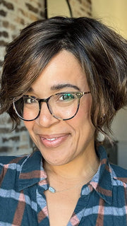 Brea @getwiggywithbrea wearing DONNA by ENVY in color ESPRESSO | A cool, Multi-Dimensional Medium Brown with Darker Brown Roots