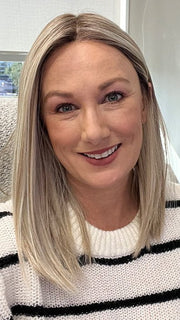 Tanya @ wigs.com wearing DRIVE by ELLEN WILLE in color PEARL BLONDE ROOTED 101.24.20 | Pearl Platinum, Dark Ash Blonde, and Medium Honey Blonde Mix