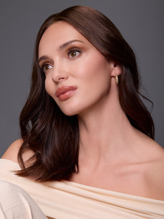 The monofilament base mimics hair growing from the scalp. Great for parting and styling versatility!