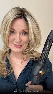 Mel B. @mels.be.ageless shows her tightened curls on Voice by Ellen Wille in Sandy Blonde Rooted using the 3-in-1 Airstyler. Not Dual Voltage -For USA 
Input:12V~ | 900W | 50/60Hz