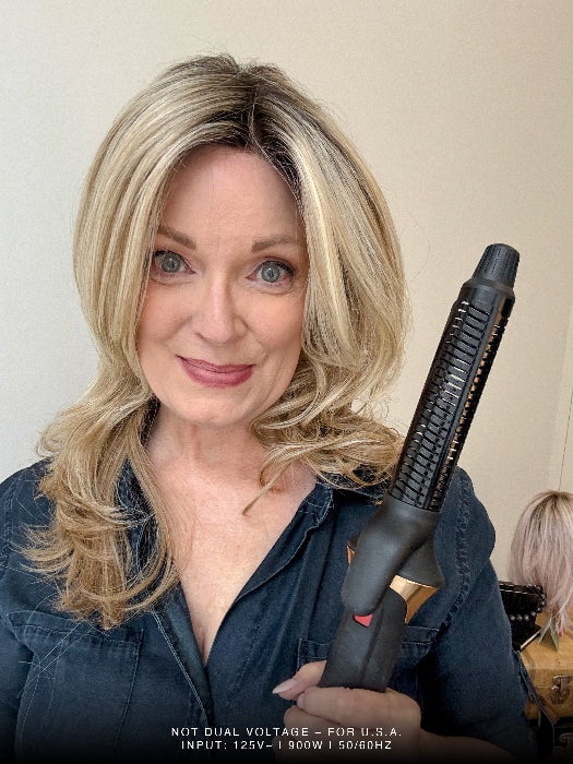 Mel B. @mels.be.ageless shows her tightened curls on Voice by Ellen Wille in Sandy Blonde Rooted using the 3-in-1 Airstyler. Not Dual Voltage -For USA 
Input:12V~ | 900W | 50/60Hz