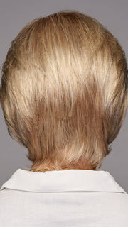GL14-22SS SANDY BLONDE | Dark Golden Blonde base blends into multi-dimensional tones of Medium Gold Blonde and Light Beige Blonde