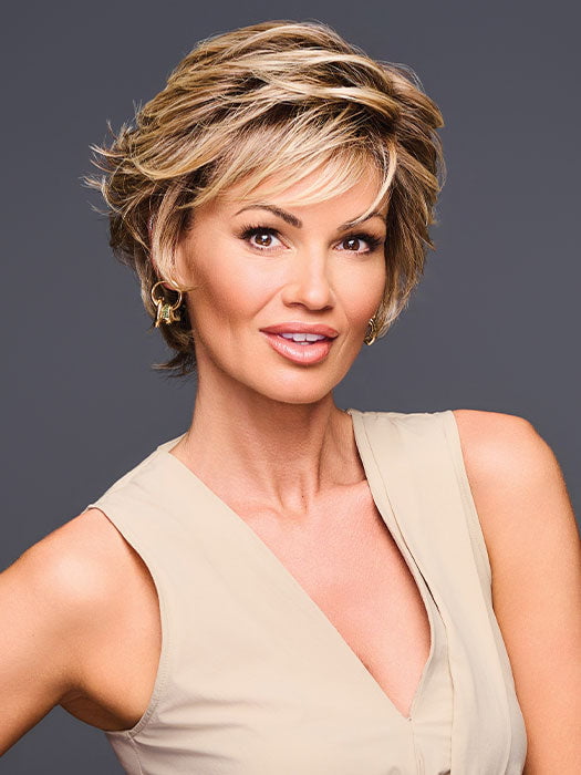 Model is wearing EDGE FACTOR by GABOR in color GF9-24SS SS ICED CAFE LATTE | Dark Brown shaded with Golden Brown