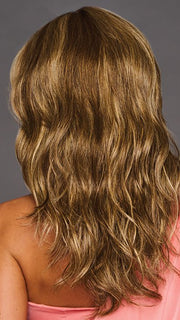 GF11-25SS HONEY PECAN | Chestnut Brown base blends into multi-dimensional tones of Brown and Golden Blonde