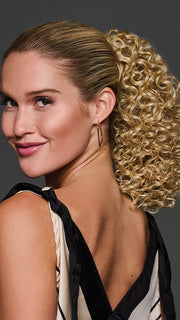 12" COILY CINCHED PONY by Hairdo in R14/88H GOLDEN WHEAT | Dark Blonde Evenly Blended with Pale Blonde Highlights