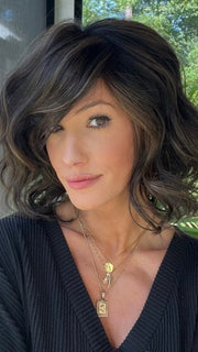 Jenna Fail @jenna_fail wearing EDITOR’S PICK by RAQUEL WELCH WIGS in color RL4/10SS ICED JAVA | Off Black shaded with Dark Brown