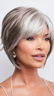 SANDY-SILVER | Graduate Grey to Medium Grey with hints of Warm Brown that transitions into Light Grey in front