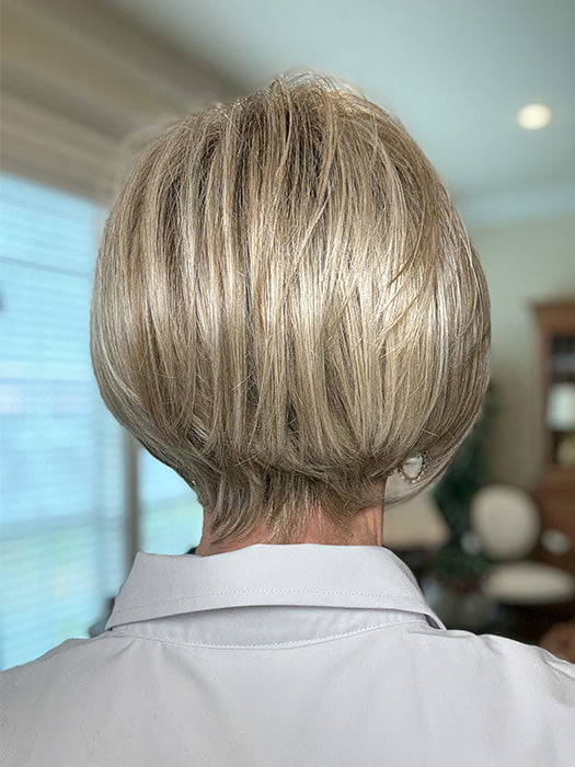 Eileen @crazywiglady is wearing IGNITE by JON RENAU in color 101/88/27S8 CATALINA BLONDE | Pale blonde with Pure White Natural Violet halo highlights, shaded medium brown