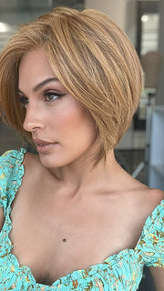 Model is wearing JAGGER by ESTETICA in color R30/28/26 | Medium Auburn, Light Auburn and Golden Blonde Blend