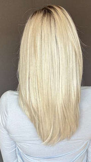 Nichole Corbett @nicholealee wearing James by Estetica in color SILVERSUN/RT8 | Iced Blonde Dusted with Soft Sand and Golden Brown Roots
