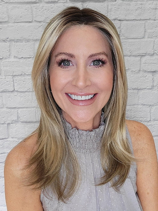 Natalie Gray @vanish.into.thin.hair wearing JILLIAN by JON RENAU in color 22F16S8 VENICE BLONDE | Light Ash Blonde and Light Natural Blonde Blend Shaded with Medium Brown