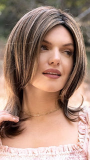 CHOCOLATE-PRETZEL | Blend of Warm Light Brown and Strawberry Blonde with Dark Roots