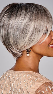 The breathable lace top and temple to temple lace front create a natural look