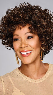 The extended lace front gives you a seamless hairline