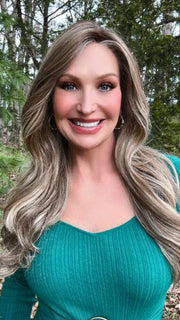 Kim @letstalkwithkim wearing MODEL MODE by RAQUEL WELCH in color RL12/22SS SHADED CAPPUCCINO | Light Golden Brown Evenly Blended with Cool Platinum Blonde Highlights with Dark Roots