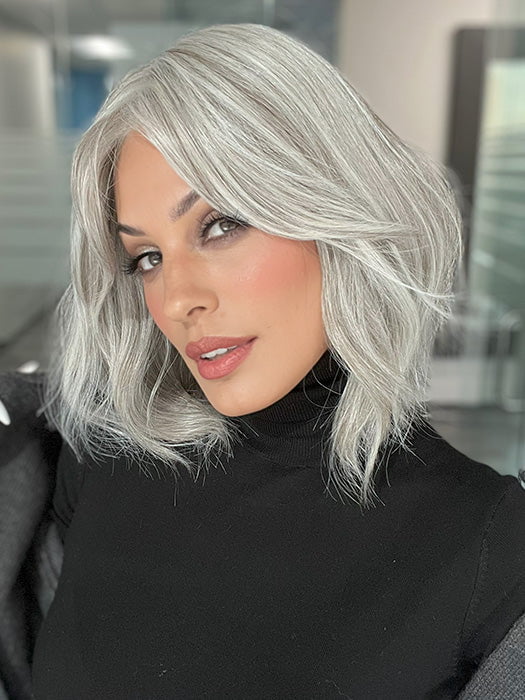 Roxie is wearing HOLLIE PETITE by JON RENAU in shade 56F51 OYSTER | Light Grey with 20% Medium Brown Front, graduating to Grey with 30% Medium Brown Nape (headband not included)