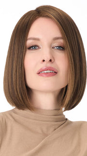 Model is wearing LONDON by ENVY in color MEDIUM-BROWN | Medium Brown with natural highlights