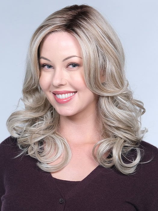 The monofilament part and lace front add versatility and style