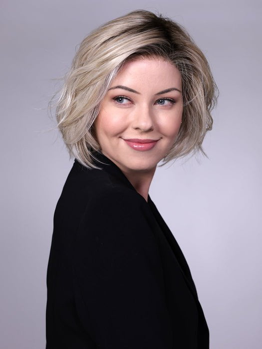 Model is wearing CRUSHED ALMOND BLONDE R | A soft Neutral Light Blonde with a Light and Medium Blended Root Color