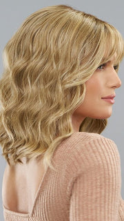 12FS12 MALIBU BLONDE | Light Gold Brown, Light Natural Gold Blonde, Pale Natural Gold-Blonde Blend, Shaded with Light Gold Brown