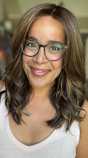Brea @getwiggywithbrea is wearing MAUDE by AMORE in shade MARBLE BROWN R | Medium Brown Evenly Blended with Light Honey Brown With Dark Roots