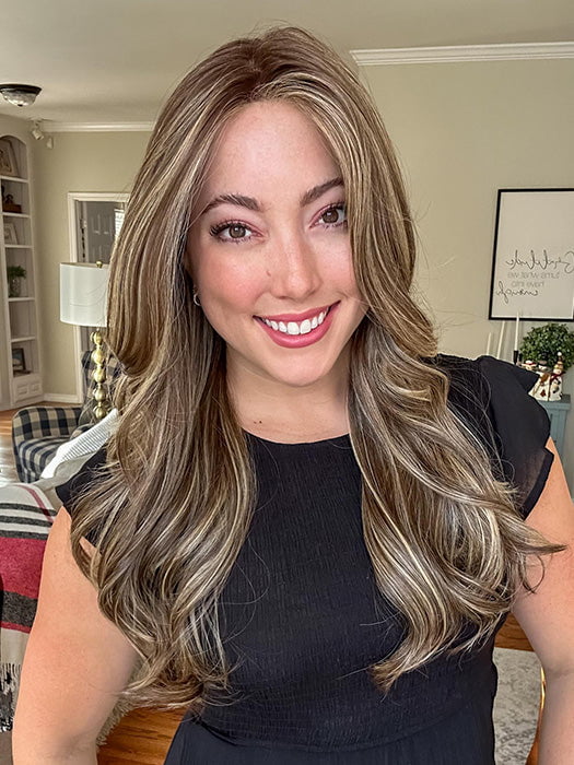 Jen Brown @being_mrs_brown wearing MODEL MODE by RAQUEL WELCH in color RL9/24SS ICED CAFÉ LATTE | Dark Brown shaded with Golden Brown