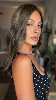 Roxie is wearing MORGAN BY JON RENAU in 8RH14 MOUSSE CAKE | Medium Brown with 33% Medium Natural Blonde Highlights