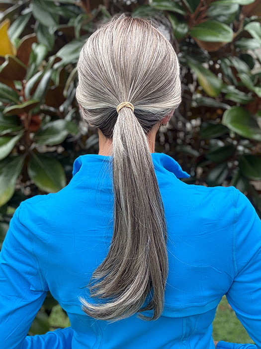 Eileen @crazywiglady is wearing NEXT TOP MODEL by TRESSALLURE in color EL52/38/49/R8 | 3 Tone Grey Rooted Medium Brown (styled into ponytail)