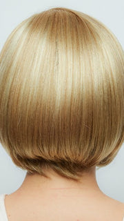 CREAMY-TOFFEE | Rooted Dark Blonde Evenly Blended with Light Platinum Blonde and Light Honey Blonde