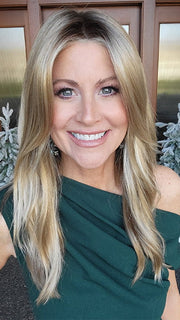 Natalie Gray @vanish.into.thin.hair wearing OLIVIA by JON RENAU in color 12FS8 SHADED PRALINE | Light Gold Brown, Light Natural Gold Blonde & Pale Natural Gold-Blonde Blend, Shaded with Medium Brown