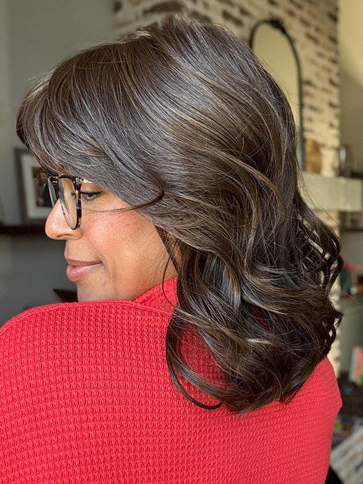 Brea @getwiggywithbrea wearing ON MY WAY by RAQUEL WELCH in color RL4/6 BLACK COFFEE | Dark Brown Evenly Blended with Medium Brown