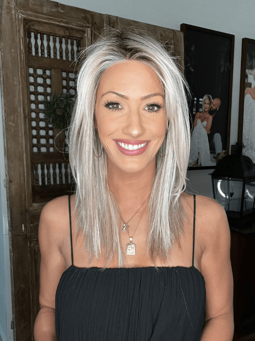 Jenna @jenna_fail wearing SHOW STOPPER by RAQUEL WELCH WIGS in RL19/23SS SHADED BISCUIT | Light Ash Blonde Evenly Blended with Cool Platinum Blonde and Dark Roots