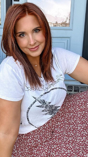 Danielle Sells @wighair_dontcare wearing SHOW STOPPER by RAQUEL WELCH WIGS in RL33/35 DEEPEST RUBY | Dark Auburn Evenly Blended with Ruby Red
