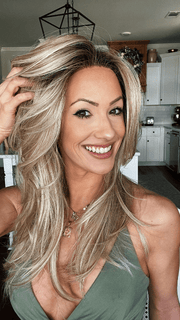 Jenna Fail @jenna_fail wearing MIRAGE by ELLEN WILLE in color CHAMPAGNE-ROOTED 24.25.20 | Light Beige Blonde, Medium Honey Blonde, and Platinum Blonde Blend with Dark Roots