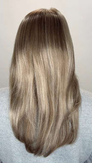 Kim @letstalkwithkim wearing BELINDA by ENVY BY ALAN EATON in color ALMOND BREEZE | Light Brown blended with Ash Blonde
