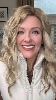Marcie @wig.obsessed wearing SARAH by JON RENAU in color 12FS12 MALIBU BLONDE | LIght Gold Brown, Light Natural Gold Blonde, Pale Natural Gold-Blonde Blend, Shaded with Light Gold Brown