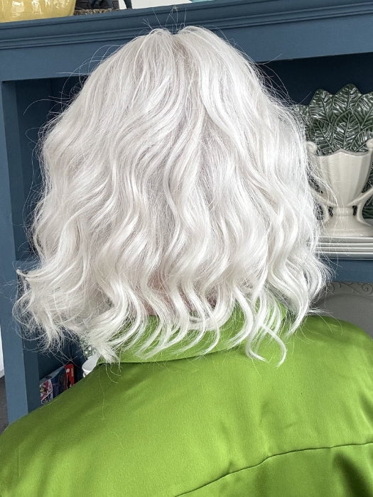 Julianne Lite Petite by Jon Renau | Synthetic Wig – Wigs.com