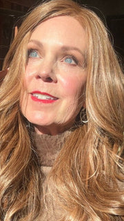 Susan wearing MODEL MODE by RAQUEL WELCH in RL30/27 RUSTY AUBURN | Medium Auburn Evenly Blended with Strawberry Blonde