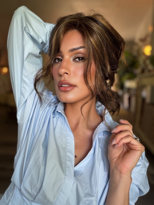 Roxie wearing MAEVE by JON RENAU in 6F27 CARAMEL RIBBON | Brown with Light Red-Gold Blonde Highlights & Tips