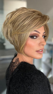 Roxie is Wearing IGNITE PETITE by JON RENAU in 24BT18 ECLAIR | Dark Natural Gold Blonde & Light Natural Gold Blonde Blend with Light Natural Gold Blonde Tips