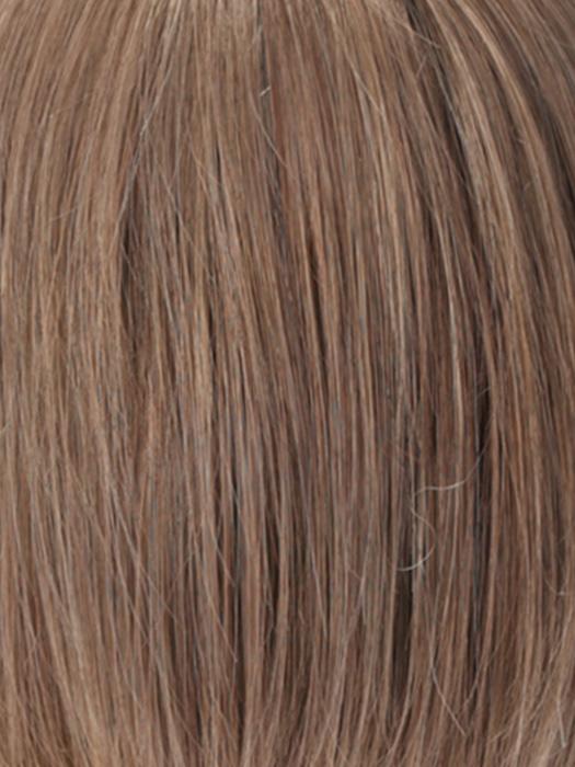 R12/26CH | Light Brown w/Chunky Golden Blonde Highlights