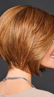 The lightweight construction ensures that the hair feels comfortable and easy to wear