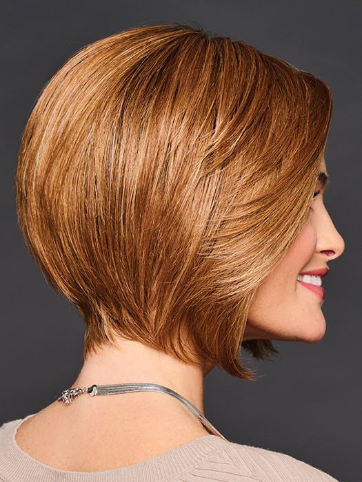 The lightweight construction ensures that the hair feels comfortable and easy to wear