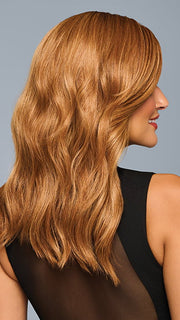 Model is wearing color RL29/33SS ICED PUMPKIN SPICE | Strawberry Blonde Shaded with Dark Red-Brown