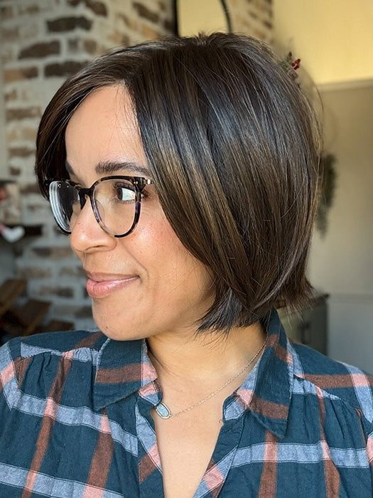 Brea @getwiggywithbrea wearing READY by ELLEN WILLE in color COFFEE BROWN MIX 6.8.4 | Dark Brown and Medium Brown with Darkest Brown Blend