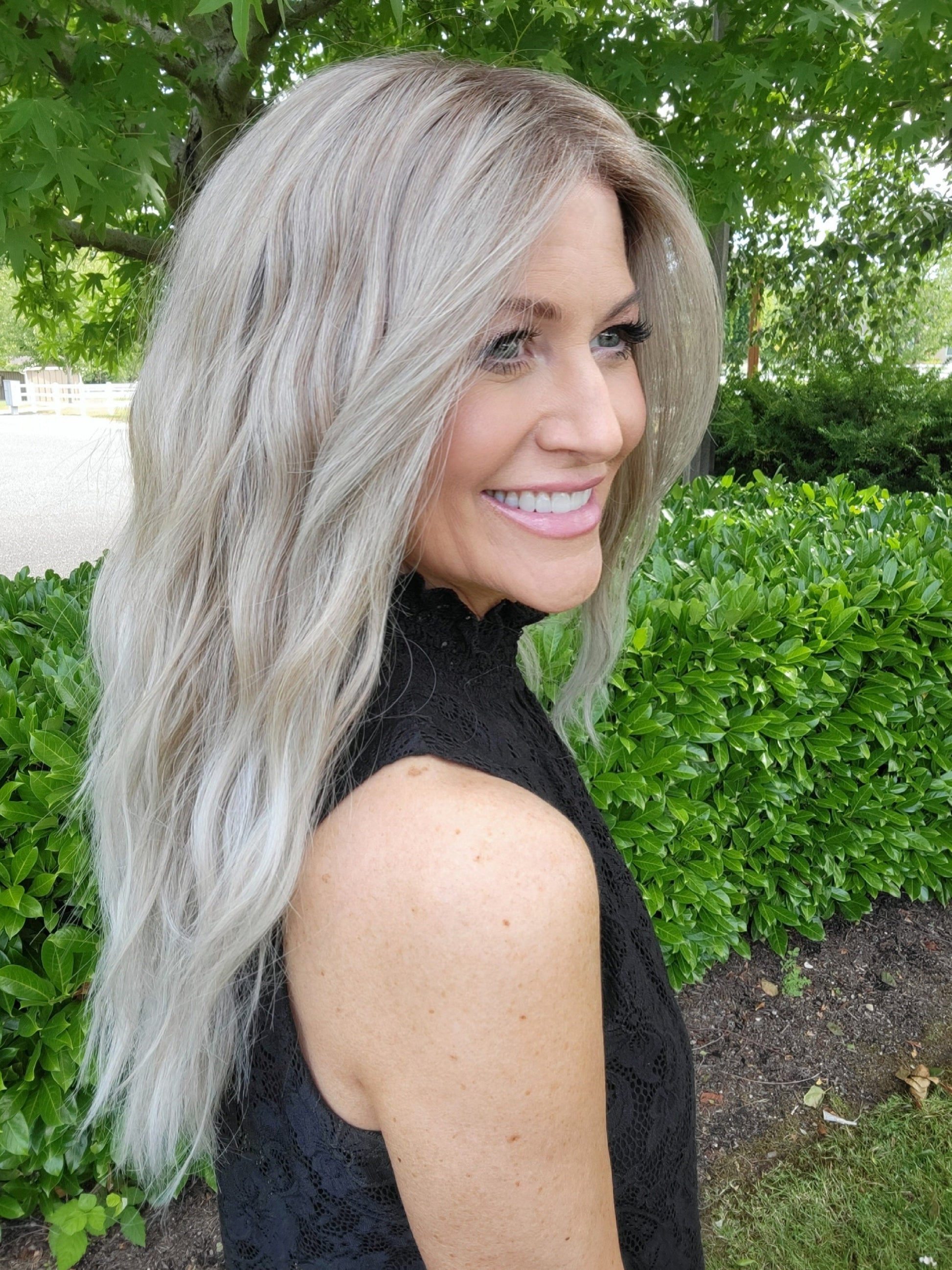 Natalie Gray @vanish.into.thin.hair wearing ROXIE by RENE OF PARIS in color MUSHROOM-MELANGE | A modern mushroom blonde with a mid-brown root, featuring tones of cream, pale chocolate, and soft steel blonde.