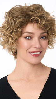 Model is wearing SUZI by ENVY in color FROSTED | Light Brown with Wheat Blonde blended highlights